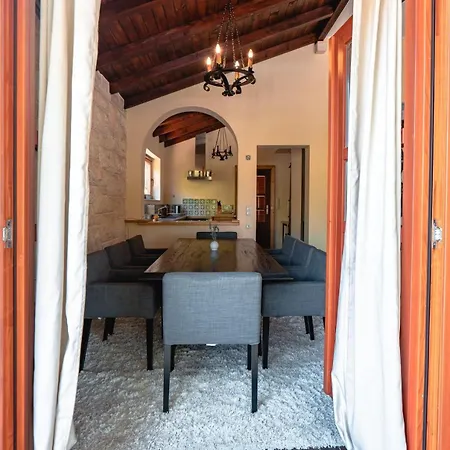 Seaside Family Friendly House With A Swimming Pool Jelsa, Hvar - 23760 別荘 イェルサ