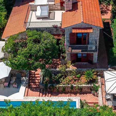 Seaside Family Friendly House With A Swimming Pool Jelsa, Hvar - 23760 * イェルサ