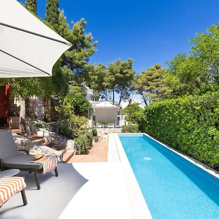 Seaside Family Friendly House With A Swimming Pool Jelsa, Hvar - 23760 Casa vacanze Jelsa (Hvar)